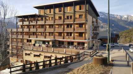 JO 2030 : "pourquoi faire le centre de préparation au Sauze plutôt qu'à Barcelonnette ?" JO 2030 : "pourquoi faire le centre de préparation au Sauze plutôt qu'à Barcelonnette ?"