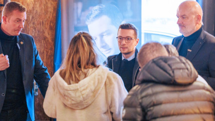 Jordan Bardella dans les Hautes-Alpes : un millier de fans réunis, une femme interpellée avec un couteau Jordan Bardella dans les Hautes-Alpes : un millier de fans réunis, une femme interpellée avec un couteau