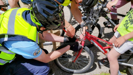 La gendarmerie des Hautes-Alpes auprès des enfants pour la sécurité routière