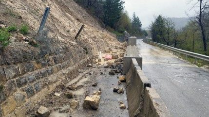 La RD 946 à Saint Vincent sur Jabron fermée