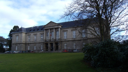 Menaces de mort sur le maire de Montgenèvre : un homme condamné dans les Côtes d'Armor Menaces de mort sur le maire de Montgenèvre : un homme condamné dans les Côtes d'Armor