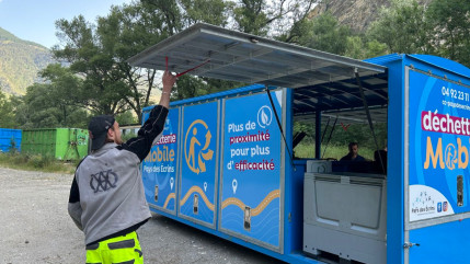 Pays des Écrins : la déchetterie mobile est en service Pays des Écrins : la déchetterie mobile est en service