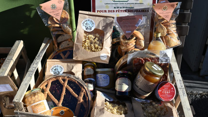 Plus de 40 kg de nourriture pour une collecte solidaire Plus de 40 kg de nourriture pour une collecte solidaire