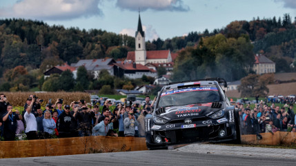 Sébastien Ogier prend la tête du rallye d’Europe Centrale Sébastien Ogier prend la tête du rallye d’Europe Centrale