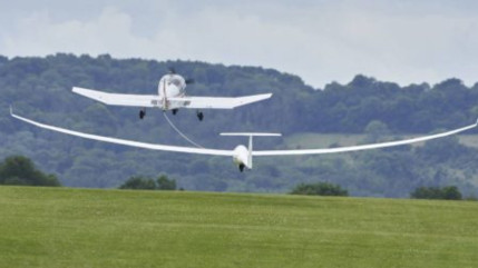 Un avion et un planeur se crashent ensemble à l'aérodrome de Barcelonnette Saint-Pons : deux morts