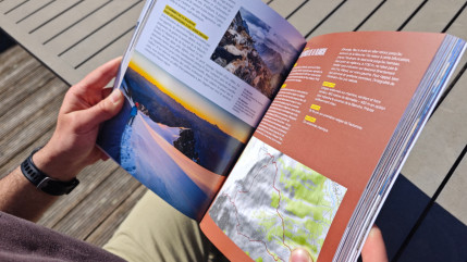 Un guide pour randonner et se cultiver Un guide pour randonner et se cultiver