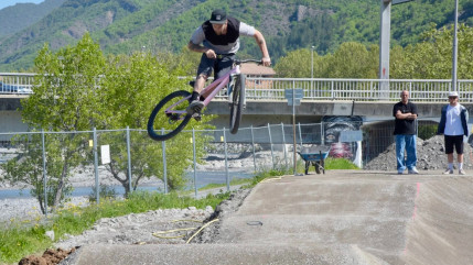 Un pumptrack et un terrain de basket en accès libre pour les Dignois