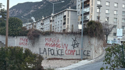 Des tags haineux découverts à Briançon, A. Murgia visé Des tags haineux découverts à Briançon, A. Murgia visé
