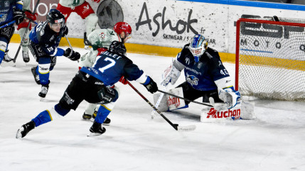 Victoire des Rapaces contre les Jokers de Cergy Victoire des Rapaces contre les Jokers de Cergy