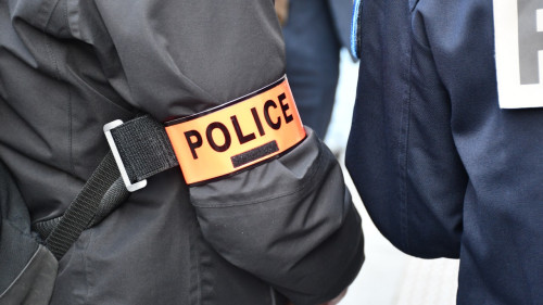 Gap : une femme se suicide à l'aide d'une tronçonneuse sur un parking