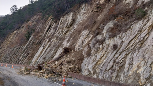 Un &eacute;boulement provoque la fermeture de la RD 955