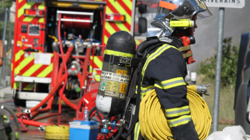 Un h&ocirc;tel en proie &agrave; un incendie &agrave; Brian&ccedil;on