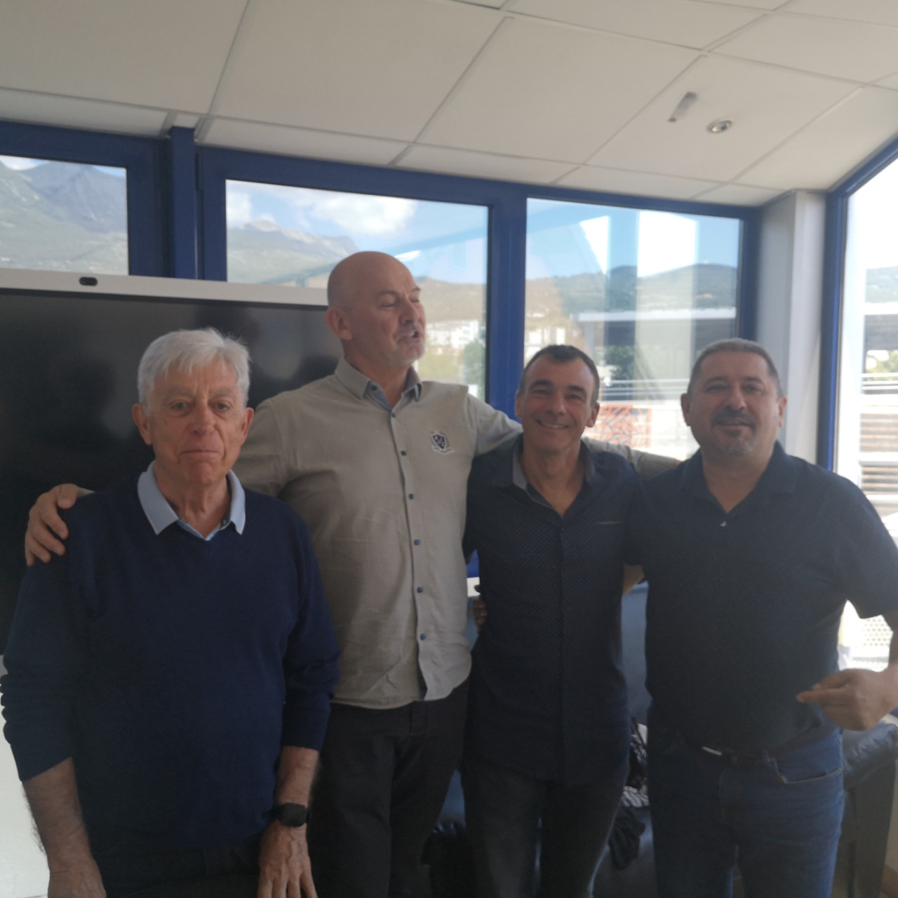 Près de chez vous...à Gap, avec un extrait de l'émission "Cokalane Podcast" Près de chez vous...à Gap, avec un extrait de l'émission "Cokalane Podcast"