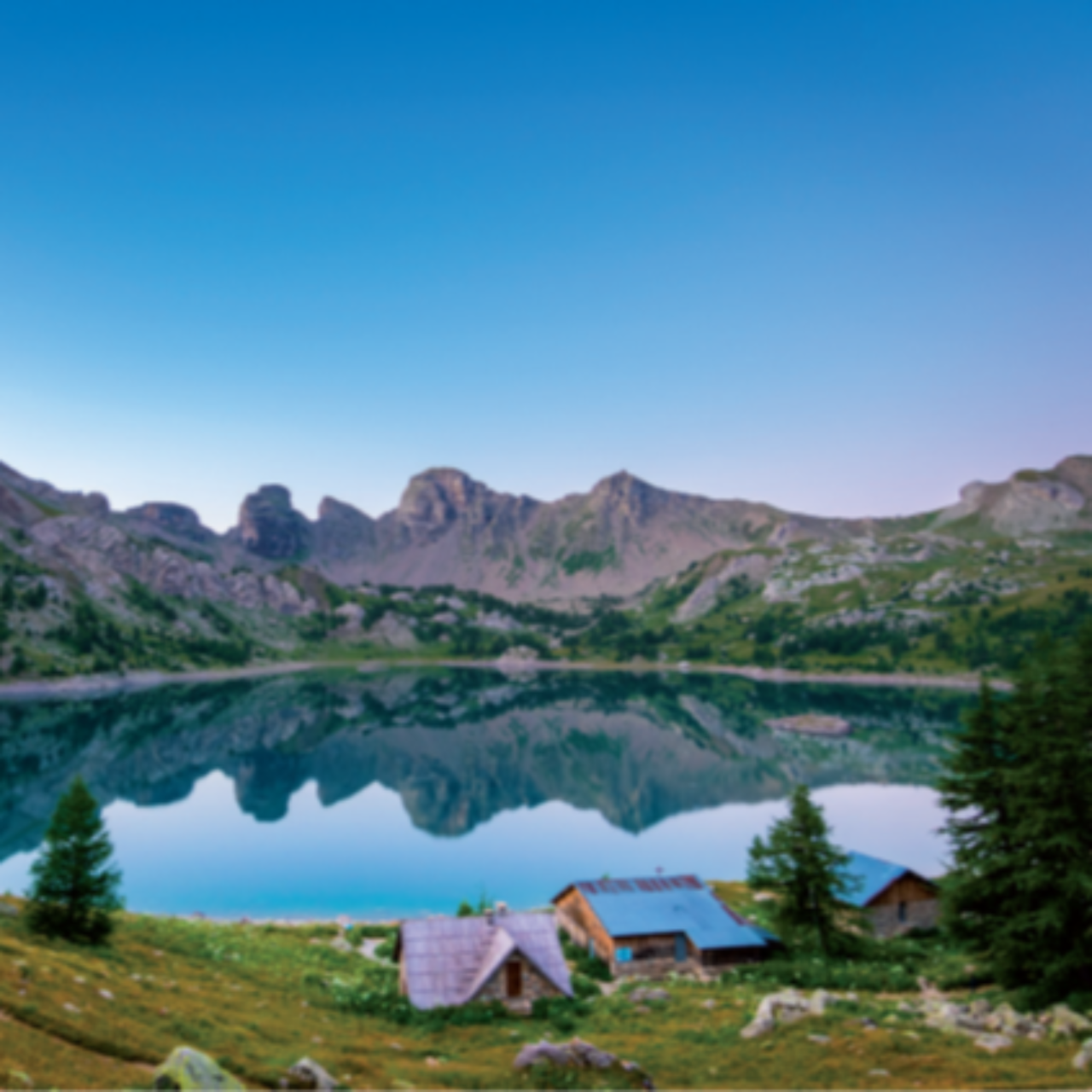 Près de Chez Vous - Randonnées en itinérance « Retrouvance » au cœur du Parc National du Mercantour.