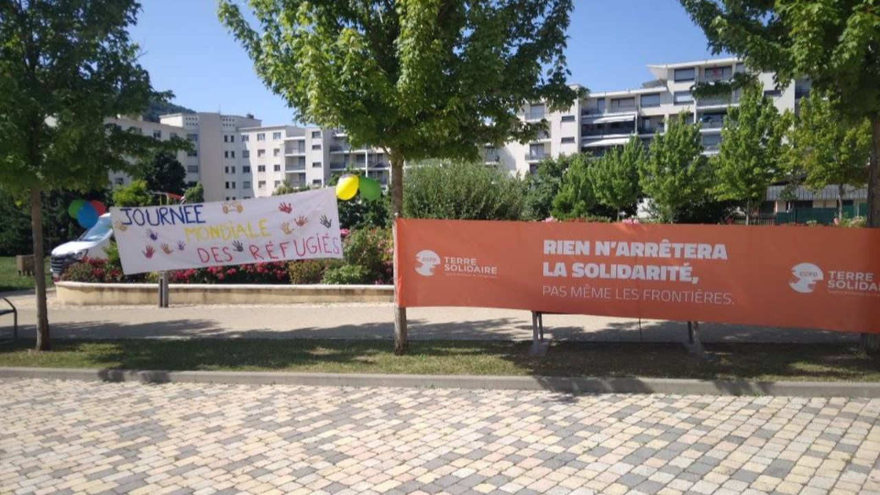 La Déloc' depuis la journée mondiale des réfugiés à Gap : 2ème partie La Déloc' depuis la journée mondiale des réfugiés à Gap : 2ème partie