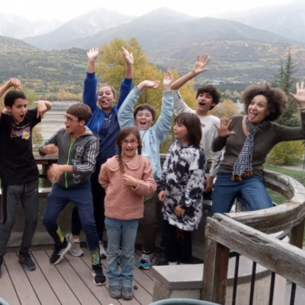 Près de chez vous avec la Plateforme Seltzer des jeunes aidants Près de chez vous avec la Plateforme Seltzer des jeunes aidants