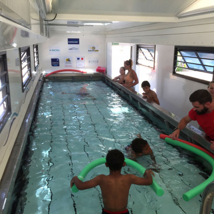 Près de chez vous avec un camion piscine à Simiane la Roton Près de chez vous avec un camion piscine à Simiane la Roton